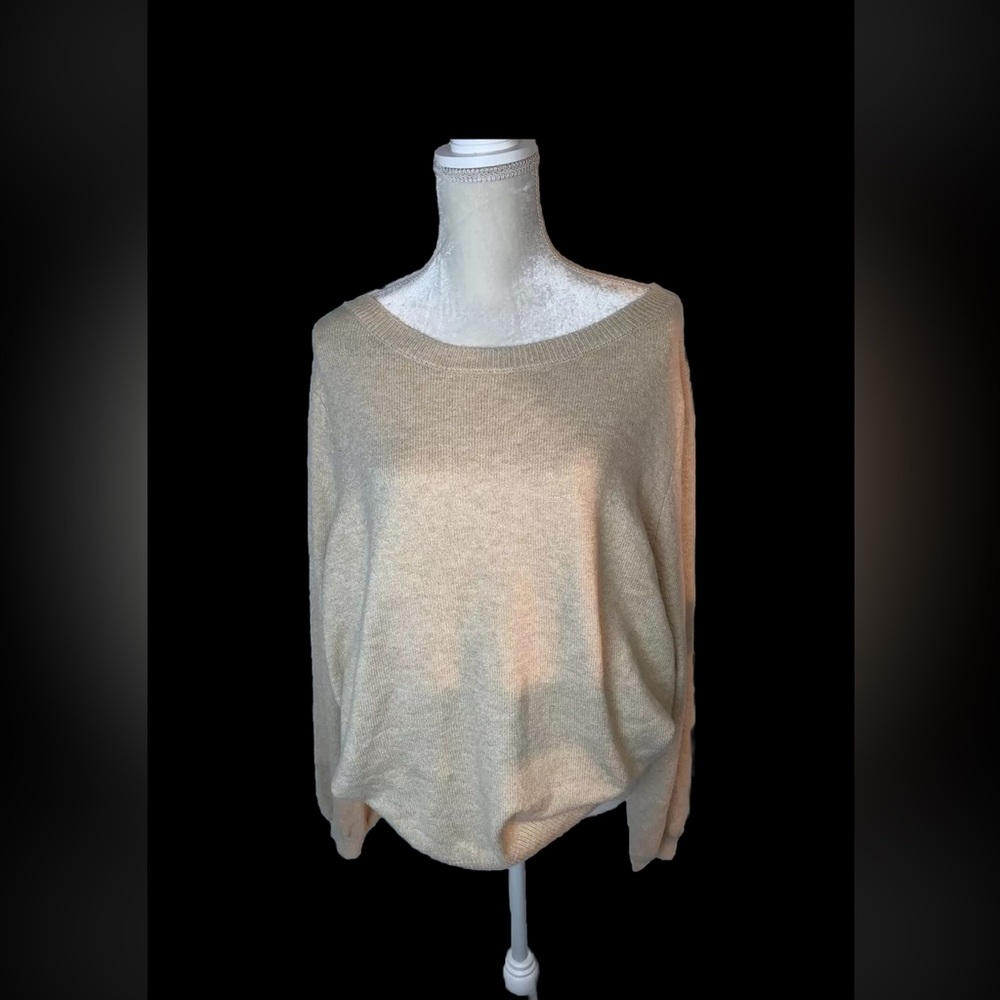14th and Union woman’s beige lightweight‎ wear it 2 ways sweater size 1x